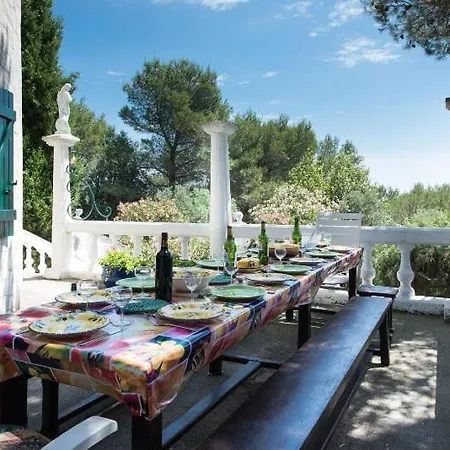 Villa With Pool In Provence -villa Romantique Sleeps Up To 12 4 In Optional